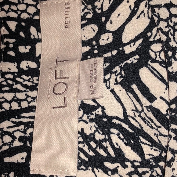 Pretty statement top - Picture 4 of 4